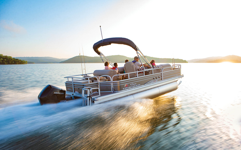 Sun Tracker Fishin Barge 22 XP3