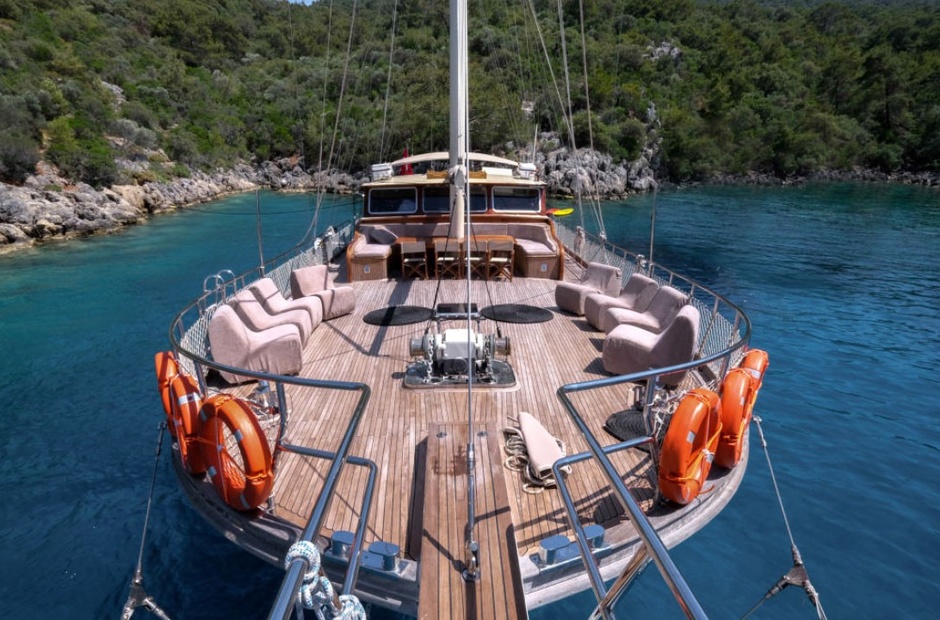 Custom Boats Efe Burak