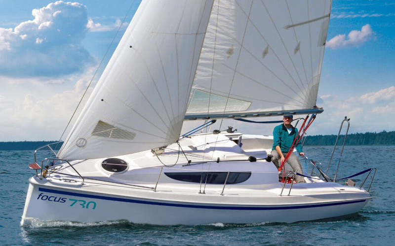 Yacht Yard Focus 730