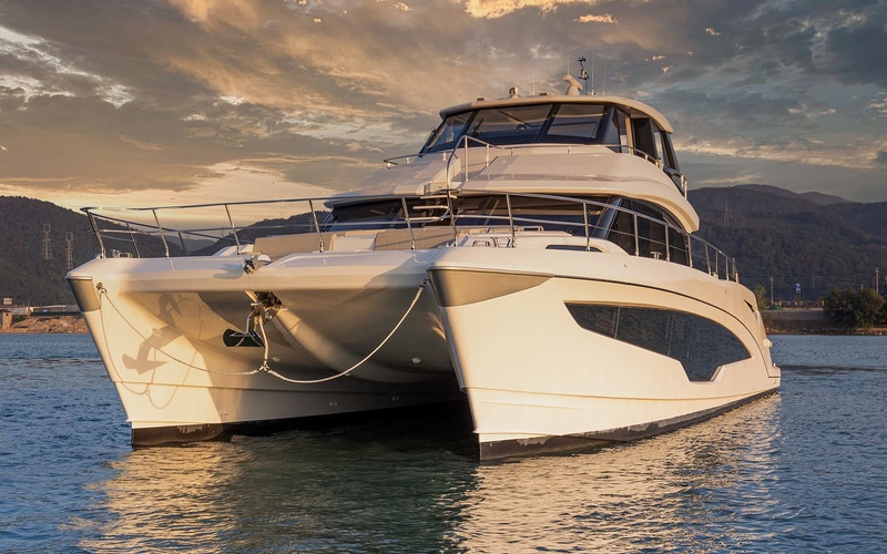 Aquila  70 Luxury