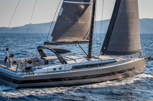 Beneteau Oceanis Yacht 62