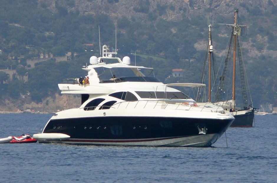 Azimut Leonardo