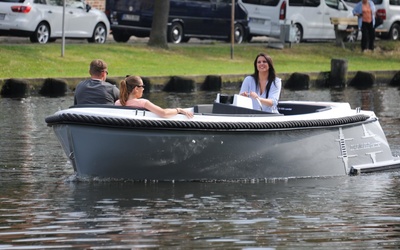 Corsiva 595 Tender