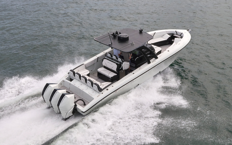 Midnight Express  37′ Open