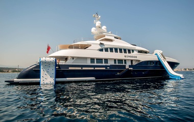 Heesen Sirocco