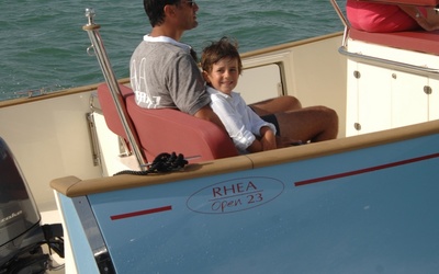 Rhea 23 Open