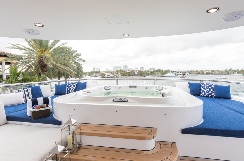Westship World Yachts Tanzanite