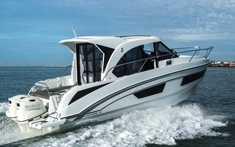 Beneteau Antares 9