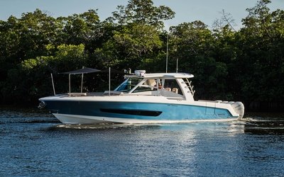 Boston Whaler 420 Outrage