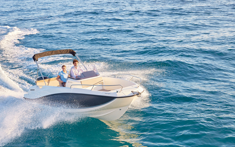 Quicksilver Activ 605 Open