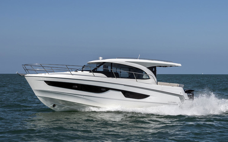 Beneteau Antares 11