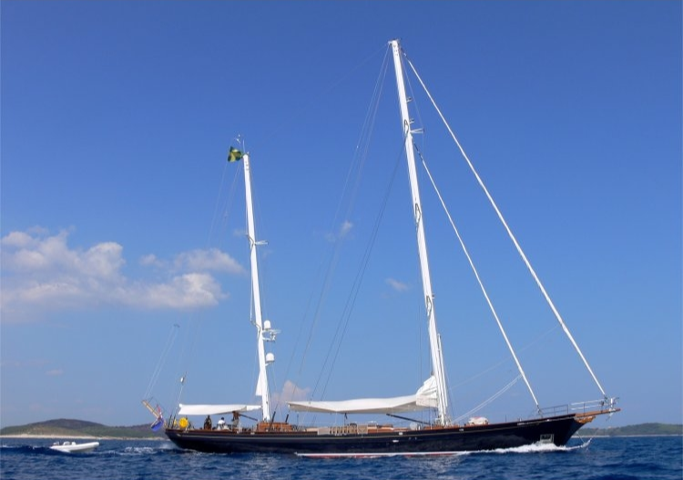 Heli Yachts Lauran