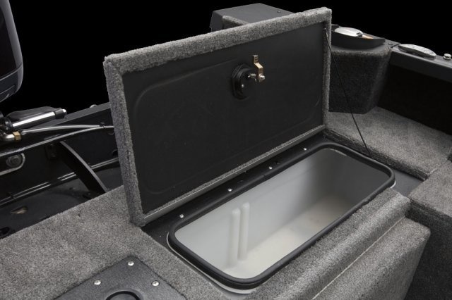 Alumacraft Competitor Shadow 185 CS