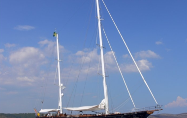 Heli Yachts Lauran