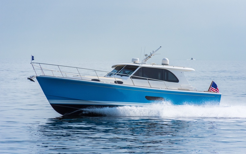 Grand Banks  Eastbay 44