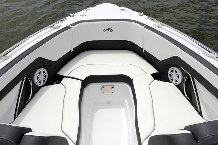 Monterey 255SS