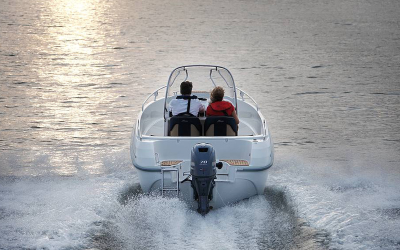 Yamarin 56 Center Console