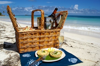 Products on board: we load, place, cook.