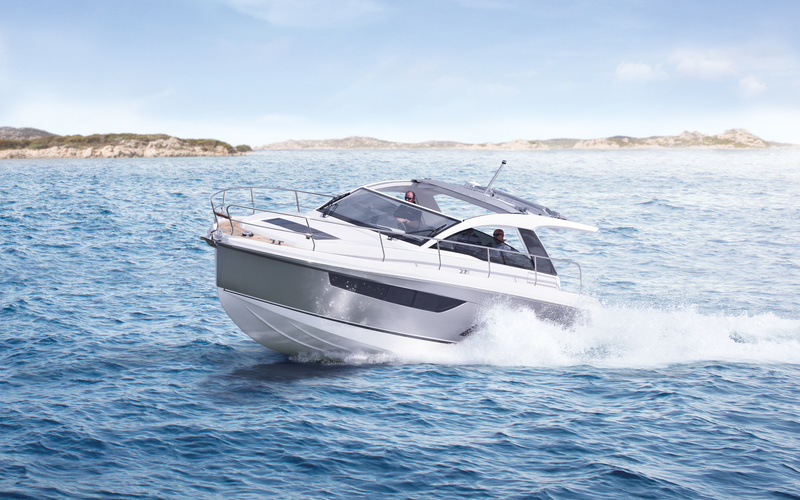 Sealine S330
