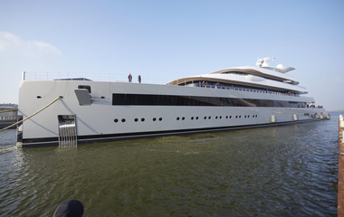 Feadship Moonrise