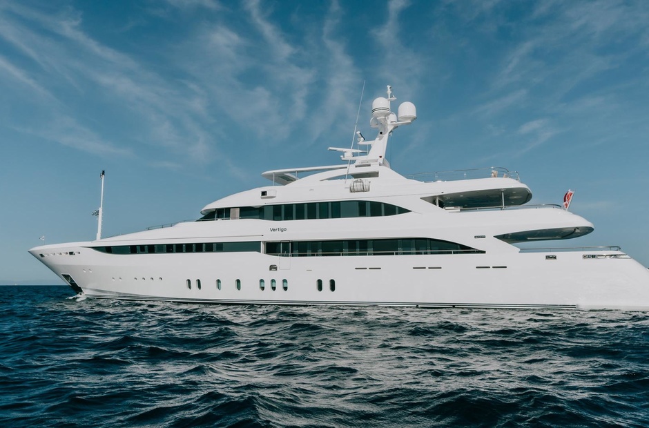Golden Yachts  Vertigo