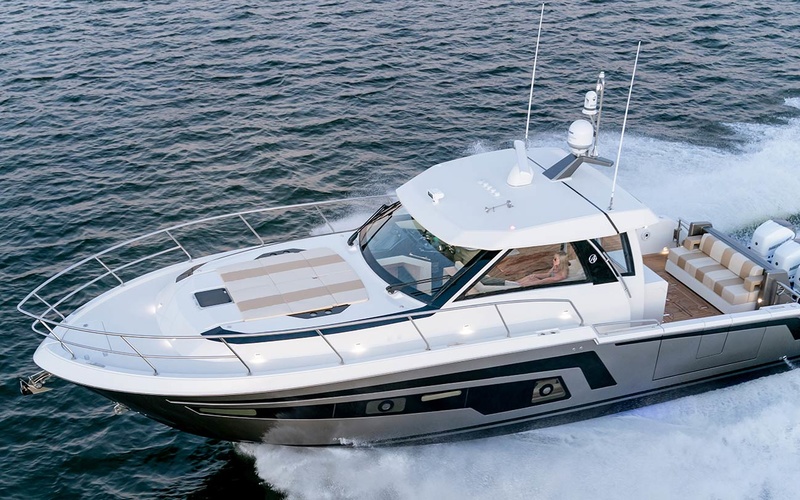 Ocean Alexander 45 Divirgence Coupe