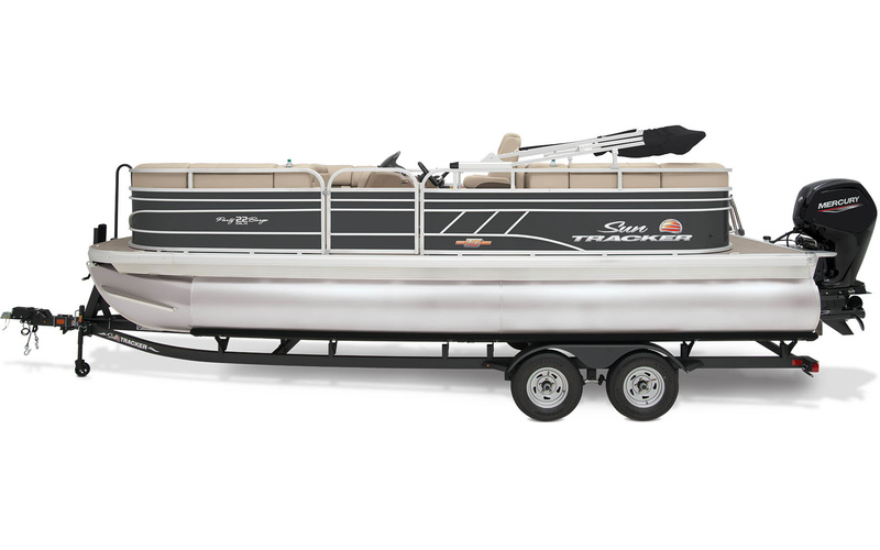 Sun Tracker Party Barge 22 DLX