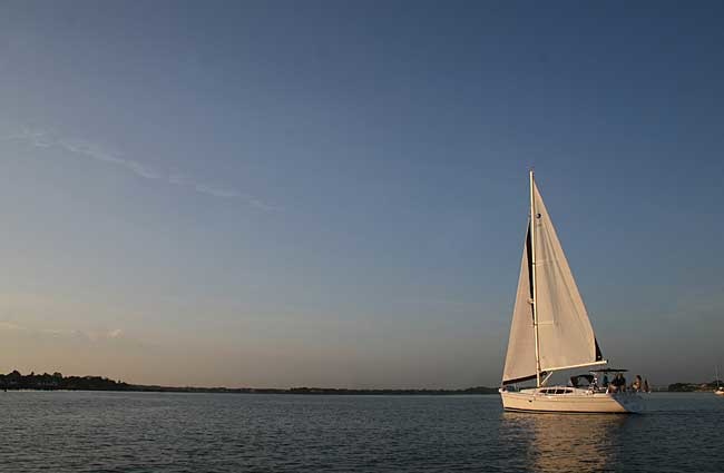 Marlow-Hunter 39