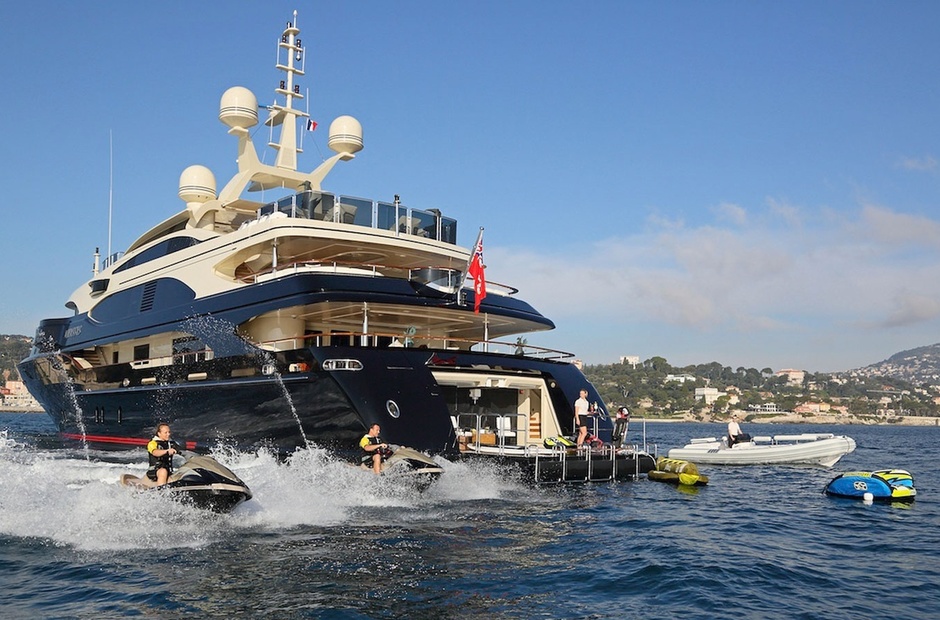 Benetti Bash