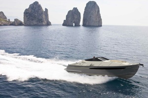 Cantieri Estensi 380 America