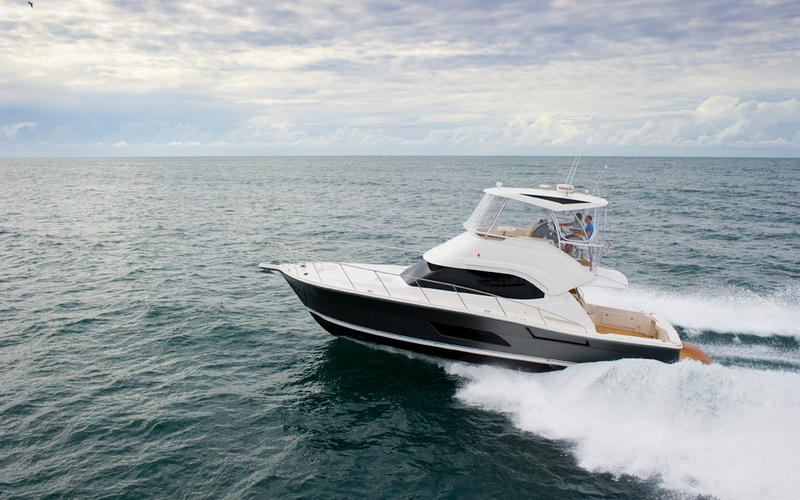 Riviera 43 Open Flybridge