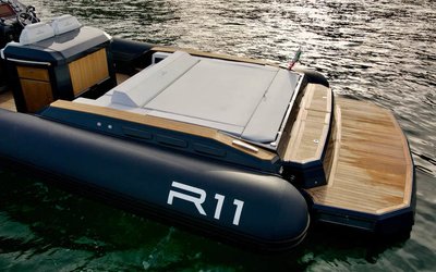 Renier R11 EFB