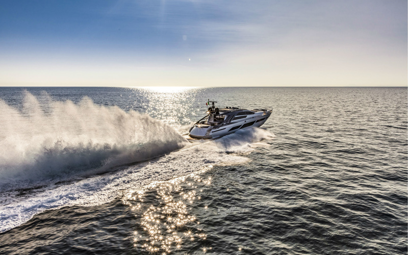 Pershing 9X