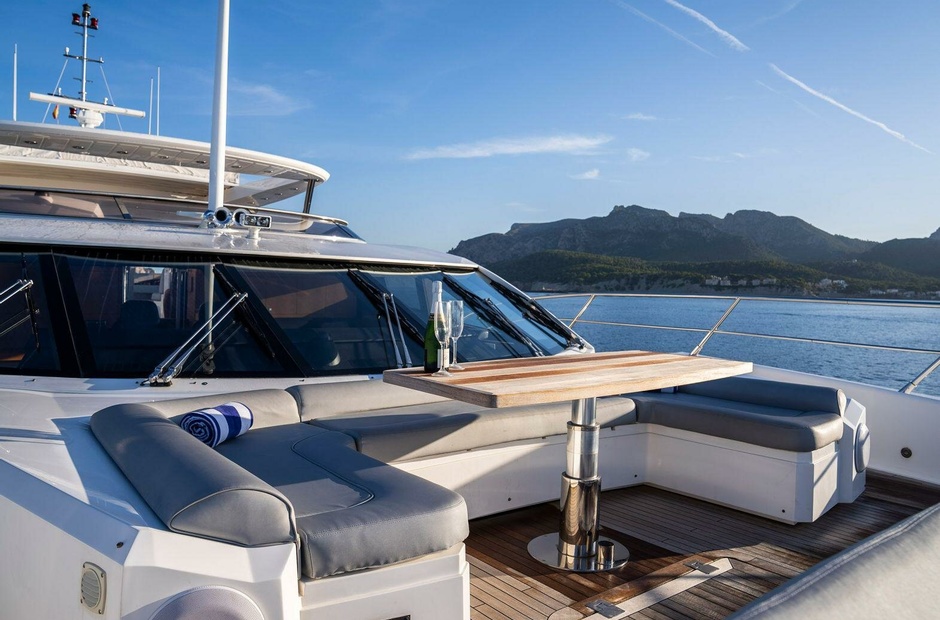 Sunseeker Makani II