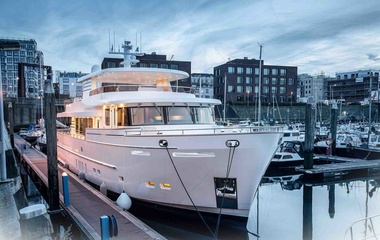 Van der Valk Falcon