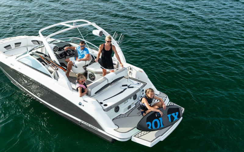 Four Winns HD3 Surf