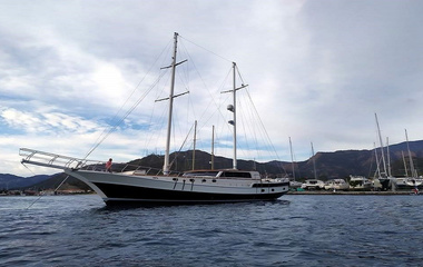 Custom Grand Sailor