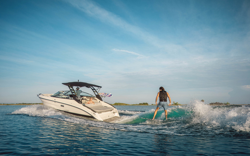Sea Ray SLX 260 Surf