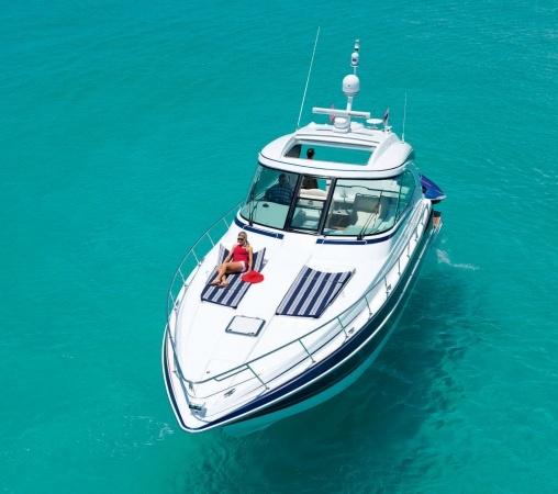 Formula 480 Yacht
