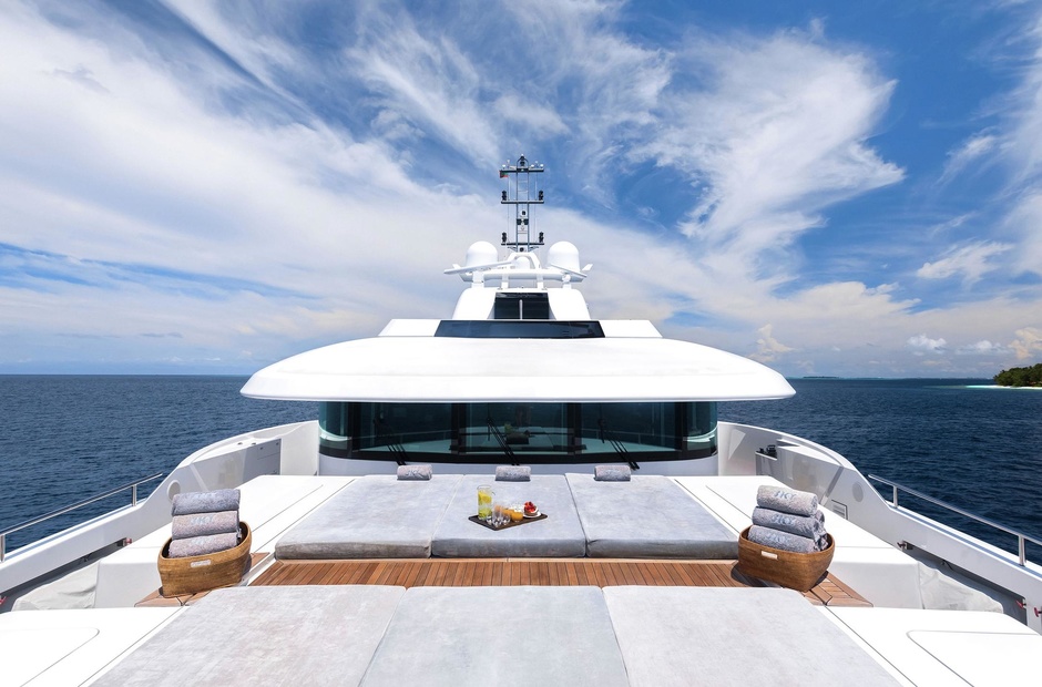 Heesen Sky