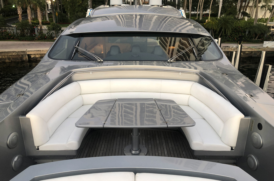 Pershing YCM 90