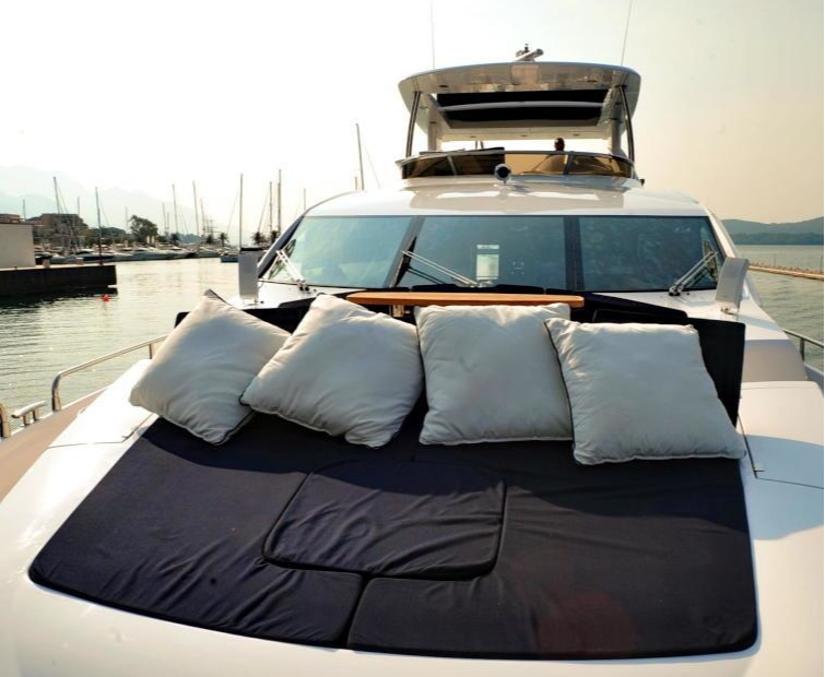 Sunseeker Gatsby
