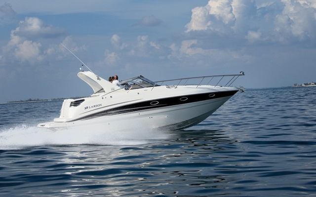 Larson Cabrio 274