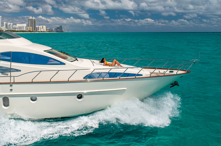 Azimut Grace
