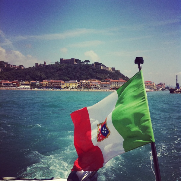 Castiglione della Pescaia behind the stern