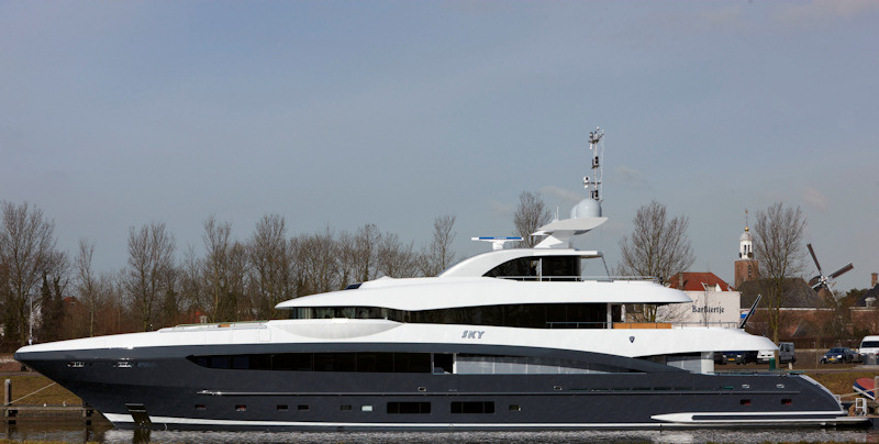 Heesen Sky