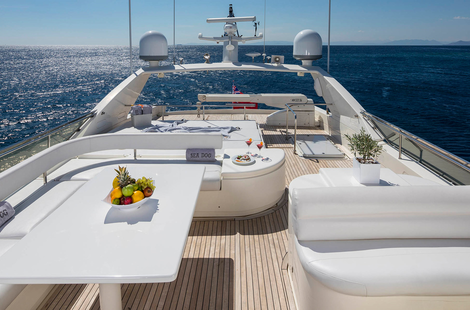 Ferretti Lazy Days