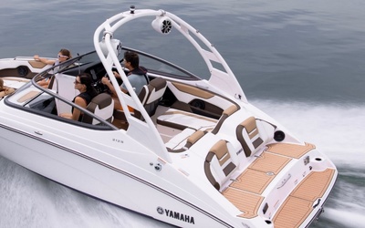 Yamaha 212S