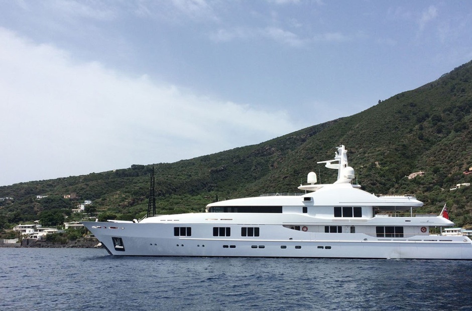 Turquoise Yachts  Baraka