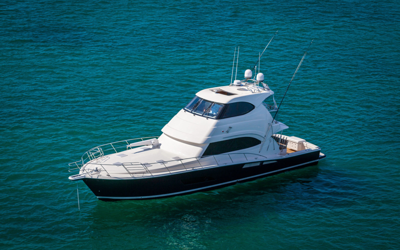 Riviera 63 Enclosed Flybridge